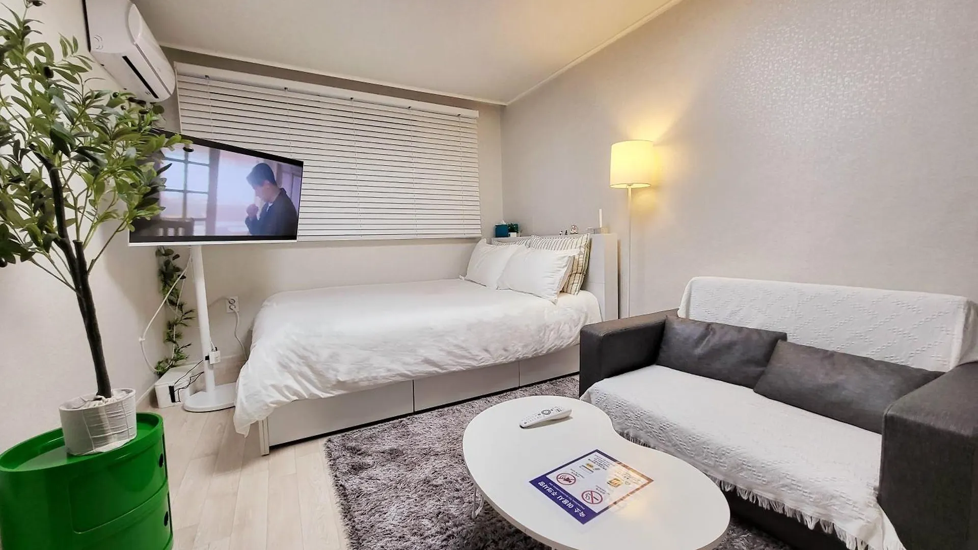 Appartement Moon House In Seoul #Quiet #Airport Transport Nearby#1 Min To Line2 Nakseongdae Subway